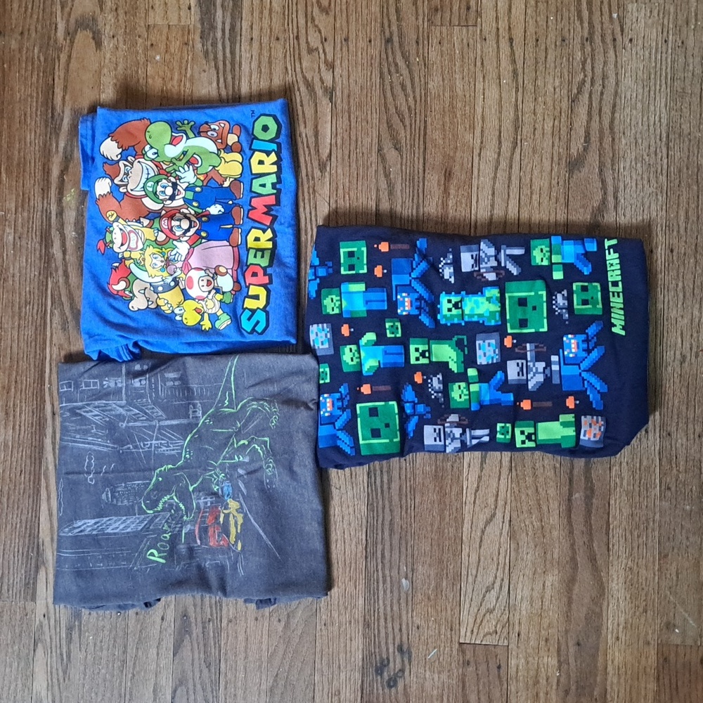 Boys graphite t-shirts